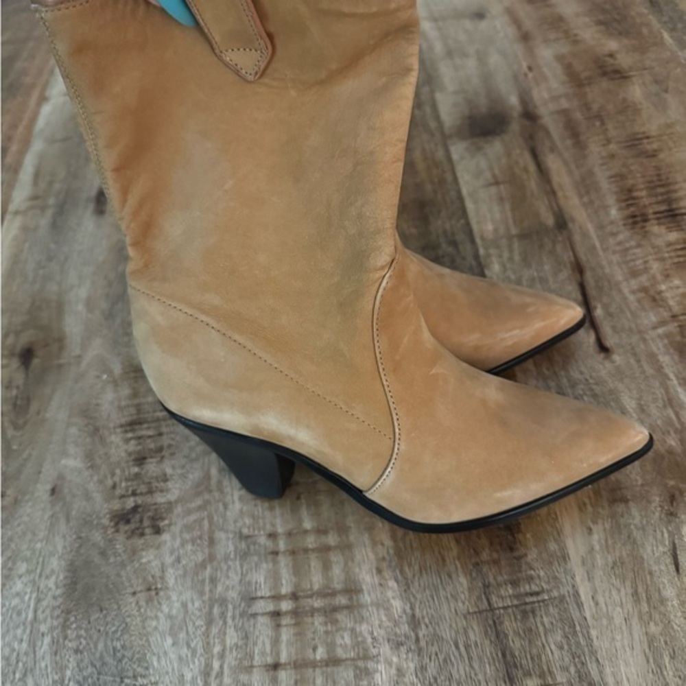 SCHUTZ Tan Heeled Boots